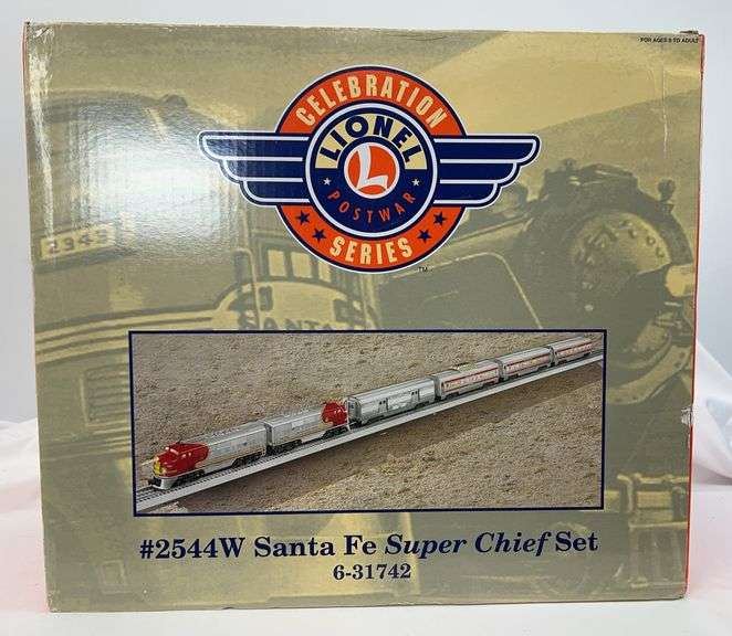Lionel O Gauge 31742 Santa Fe #2544W Super Chief F3 A-A alum. pass. set in box image