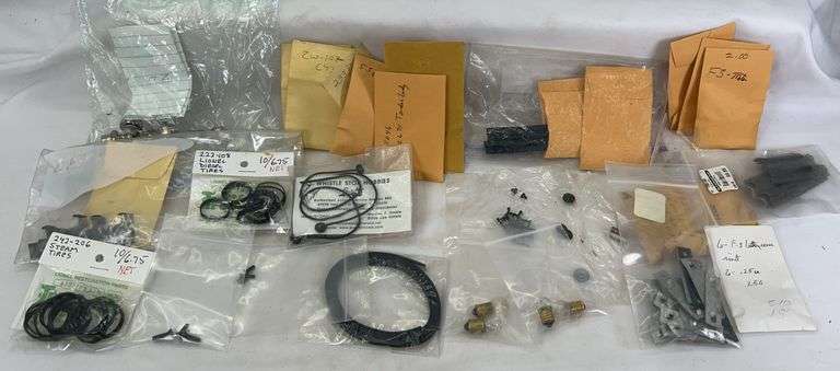 Huge lot of Lionel F-3 and other diesel/steam locomotive parts image