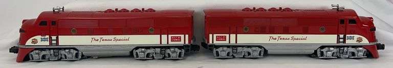 Postwar Lionel O Gauge 2245P & 2245T The Texas Special EMD F-3 diesel A-A units image