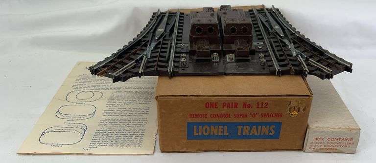 Postwar Lionel O Gauge No. 112 one pair Super O remote control switches in original box image