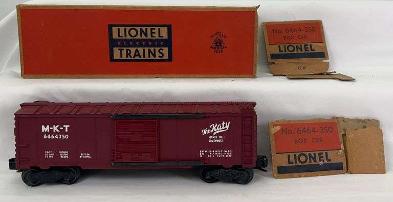 Postwar Lionel O Gauge 6464-350 M-K-T type IIb boxcar in original box image