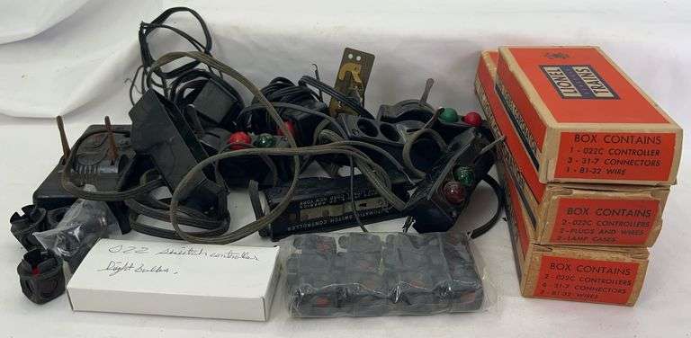 Postwar Lionel O Gauge 112/022 switch controllers, 31-7 connectors, 81-32 wires, boxes and more image