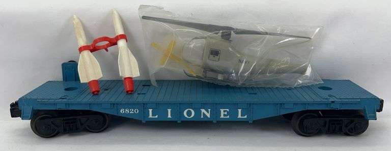 Postwar Lionel O Gauge 6820 Aerial Missile Transport car w/Helicopter 6418-9 band missiles holder image