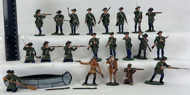 LeMan's Roger's Rangers die-cast toy soldiers twenty-one figures total w/canoe image