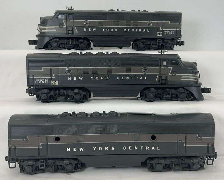 Postwar Lionel O Gauge 2344P, 2344C & 2344T New York Central EMD F-3 diesel A-B-A units image