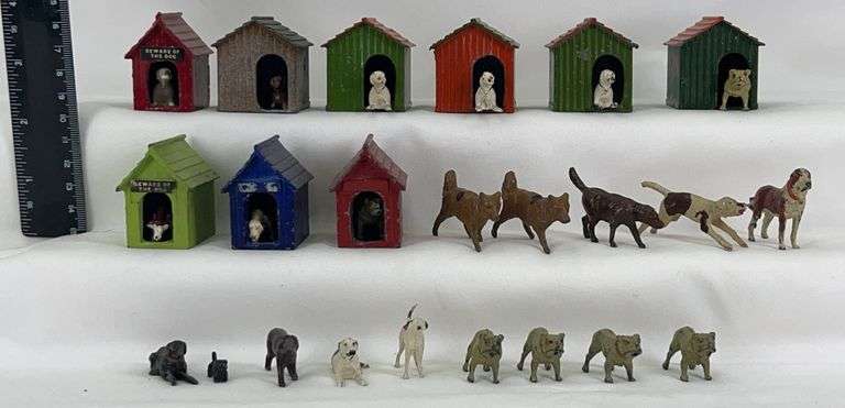 Lead Toy Dog and Dog House Figures Made in England Britains image