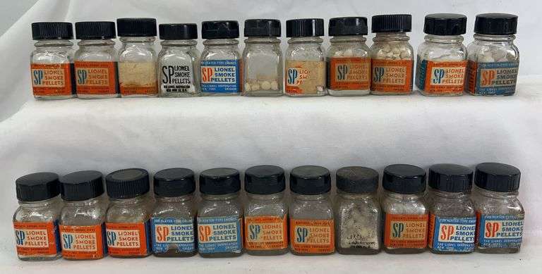 Twenty-two Postwar Lionel O Gauge SP bottles all w/pellets and variations image