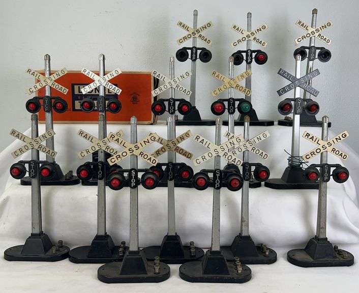 Fifteen postwar Lionel O Gauge 154 Highway Crossing Flashers/Signals image