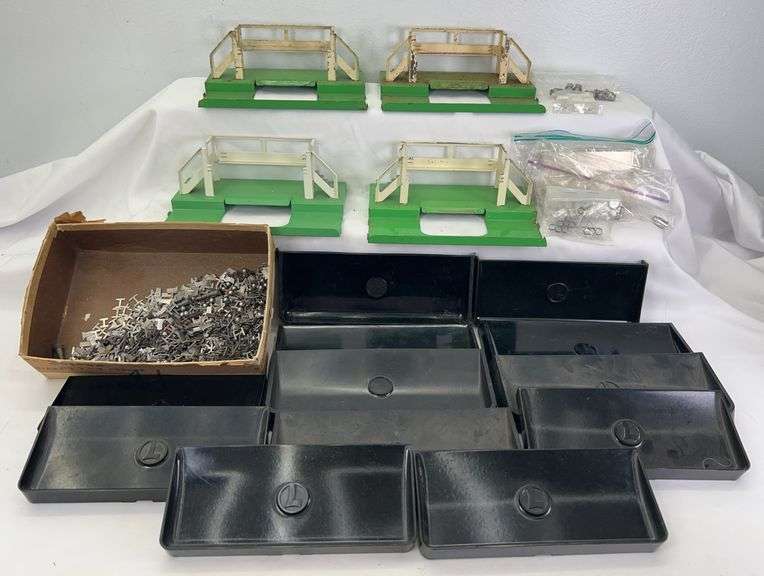 Postwar Lionel O Gauge 160 bins, 3462P platforms, 182-22 magnetic crane scrap metal load image