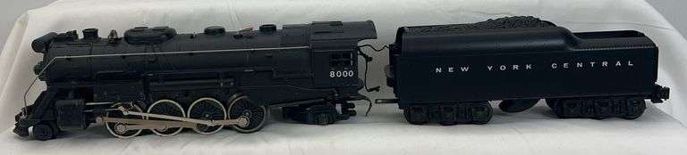 Postwar Lionel O Gauge 2-8-4 loco w/smoke Modern 12-wheel tender w/sound image