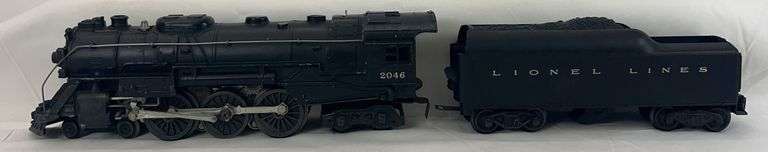 Postwar Lionel O Gauge 2046 4-6-4 steam locomotive and 2046W whistle tender image