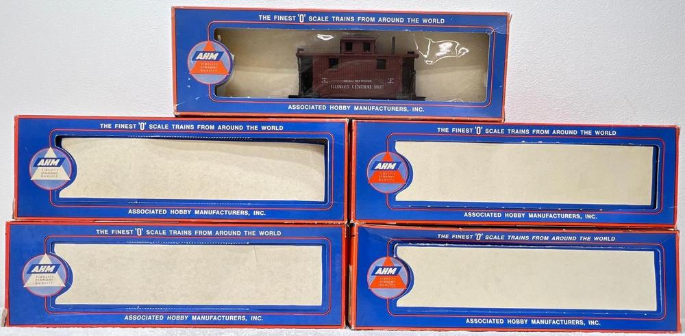 Modern Era AHM O gauge freight cars in original boxes
