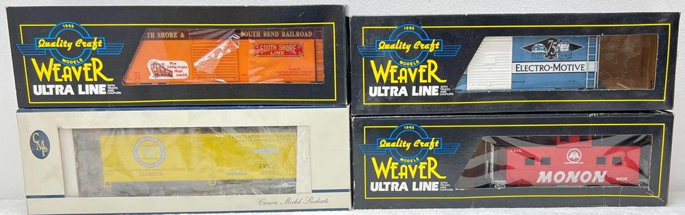 Modern Era Weaver and Crown Products O gauge freight cars in original boxes