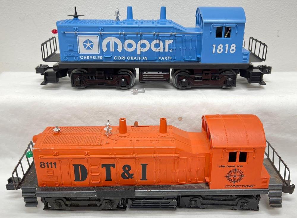 Modern Era Lionel O gauge 1818 Mopar 8111 D.T.I. diesel switchers