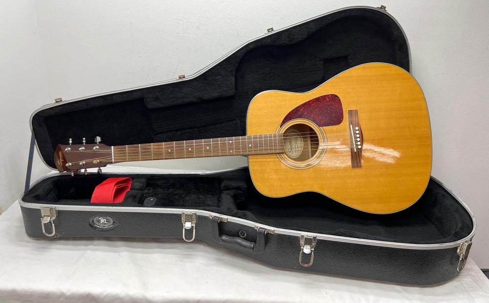 Fender Squire SD-7 11001159 acoustic in TKL hard case