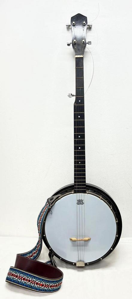 Unmarked 5-string banjo Bakelite resonator Harmony?