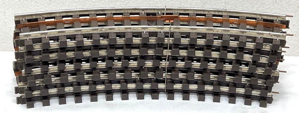 Postwar Lionel Super O factory wire tied 31 curved