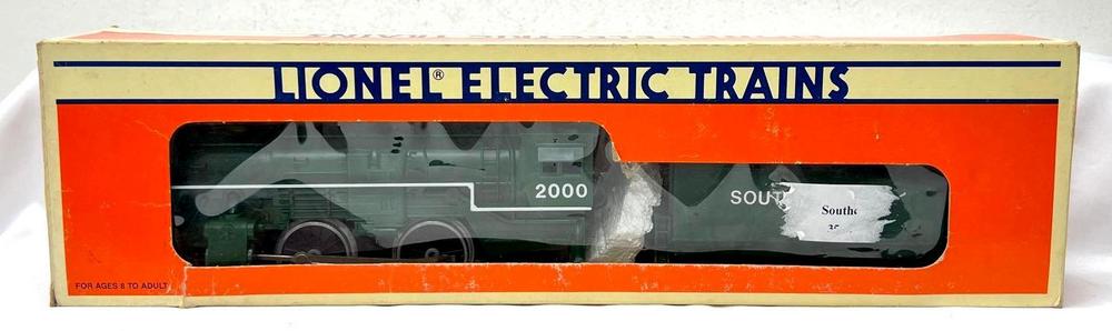 Modern Era Lionel O Gauge 18711 Southern 2-4-0 steam in original box