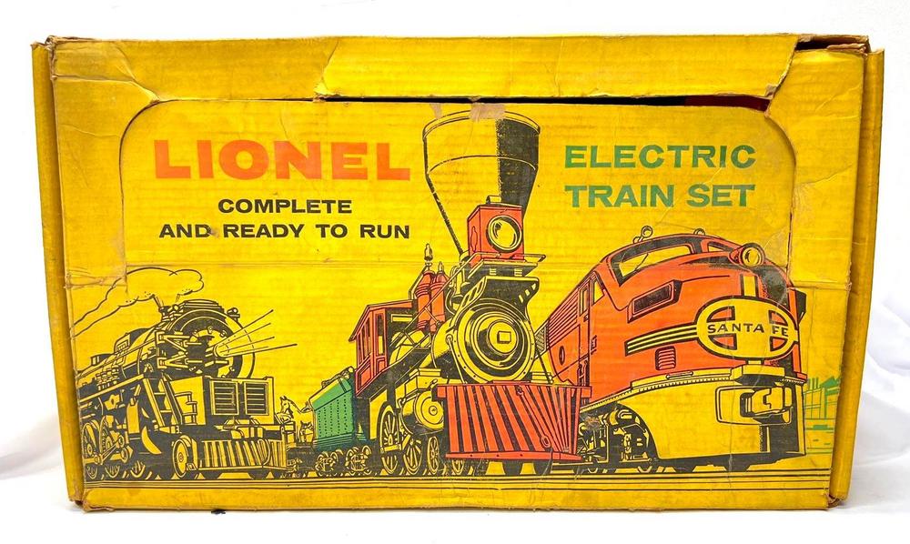 Postwar Lionel O Gauge 1613S steam type freight set with smoke in box