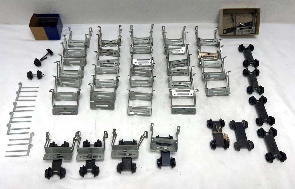 Postwar American Flyer S Gauge steam chest drive rod guides