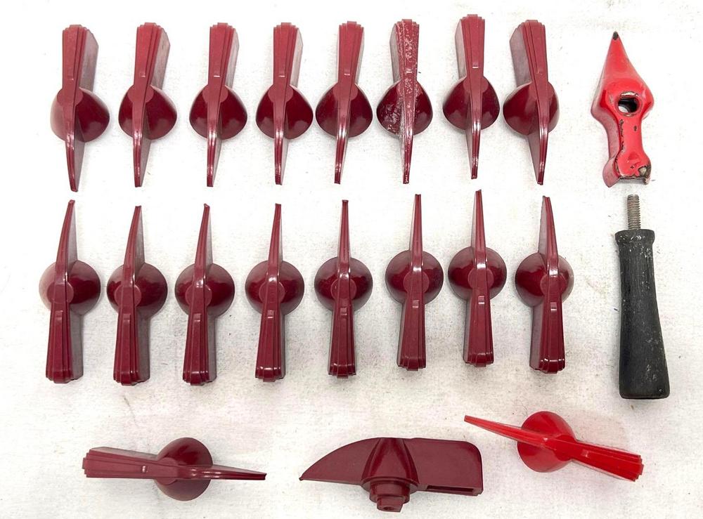 Prewar/Postwar American Flyer transformer knobs