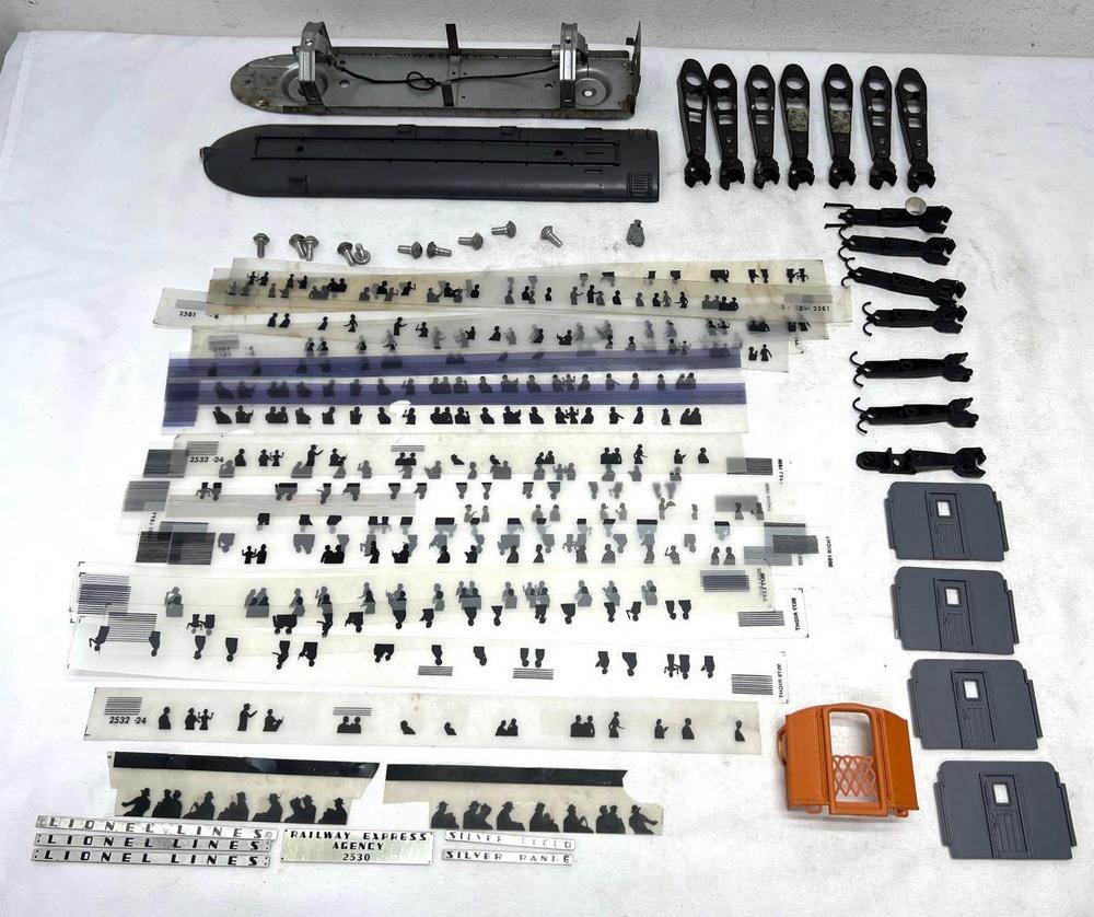Postwar Lionel O Gauge passenger car silhouettes MORE