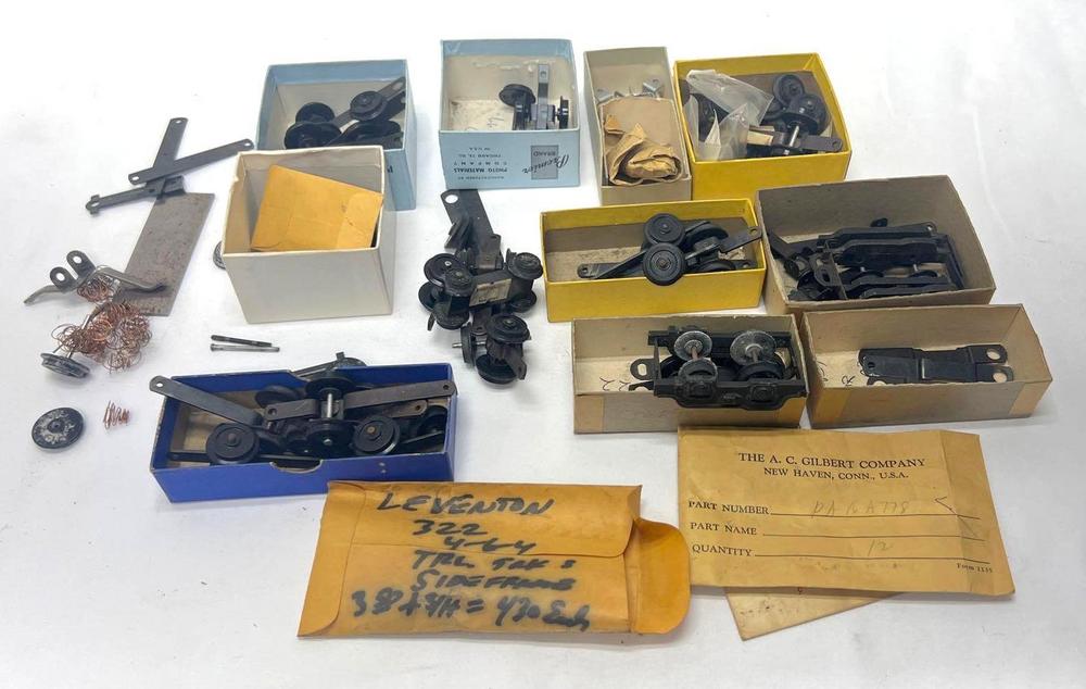 Postwar American Flyer S Gauge lead trailing truck assemblies