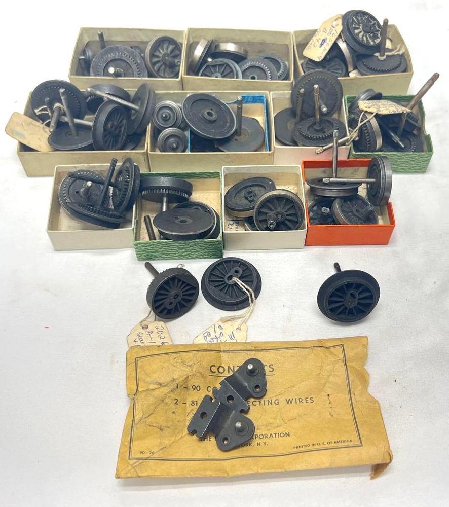 Postwar Lionel O Gauge drivers drive wheels axles More
