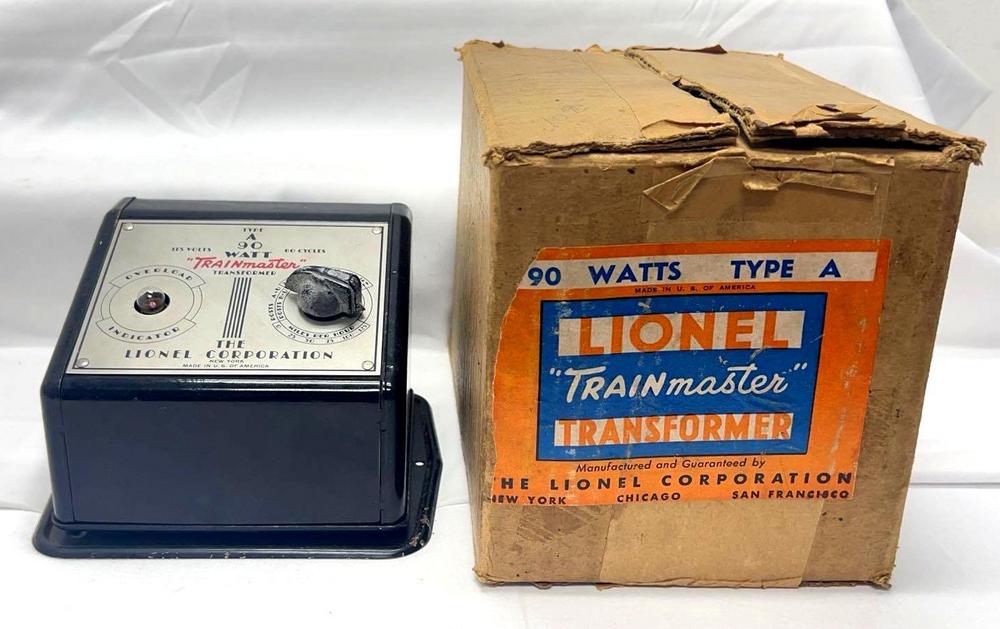 Postwar Lionel Type A 90 watts transformer in original box