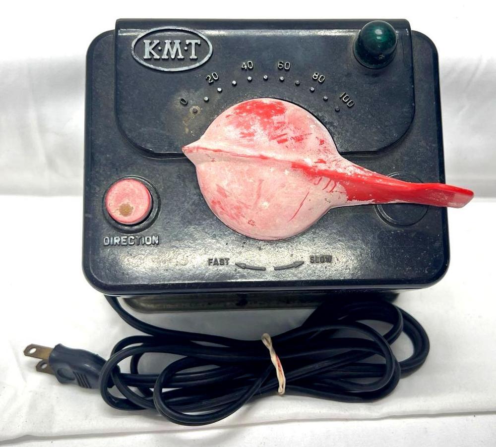 Postwar Kusan Auburn KMT Type T-10 190 watts transformer