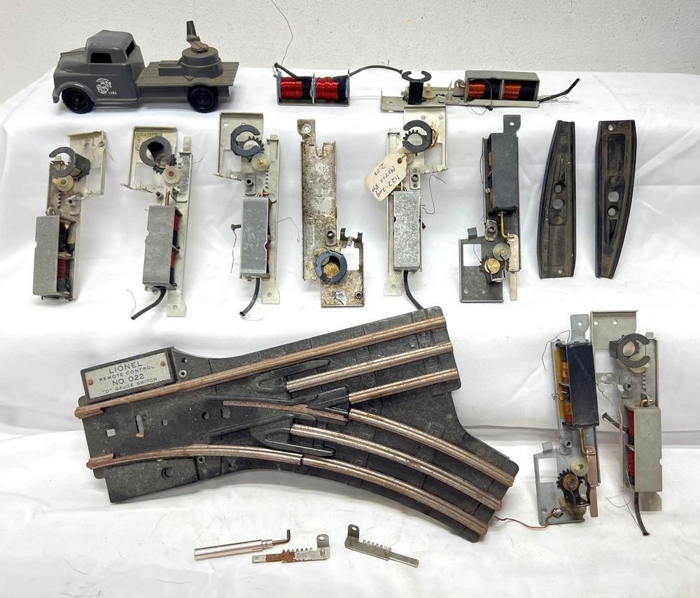 Postwar Lionel O Gauge 1122 parts original Pyro USMC radar/gun truck
