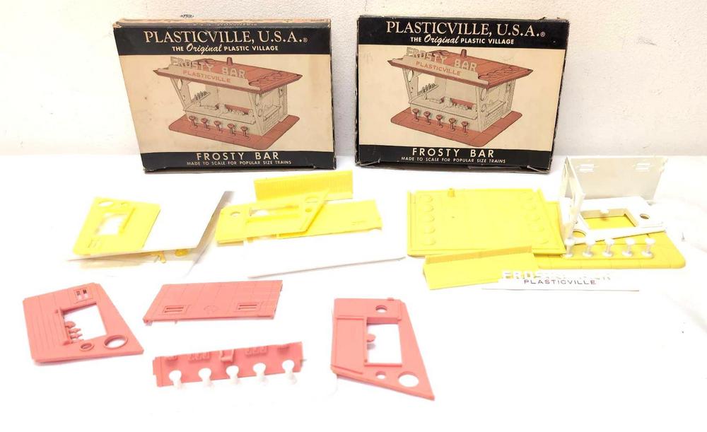 Five Plasticville Frosty Bar FB-1 two in box color variations