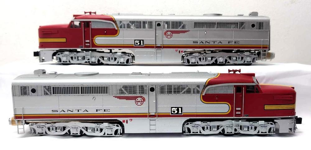 Modern Lionel O Gauge 14571 SF Alco PA AA set