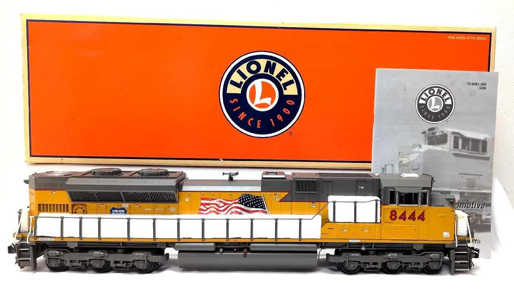 Modern Lionel O Gauge 28330 UP SD-70ACE in box