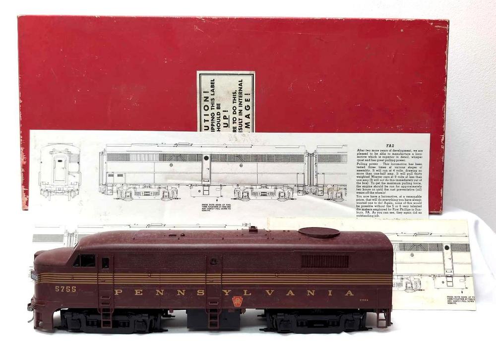 Weaver FA-2 powered 5755 Tuscan 2 Rail in box
