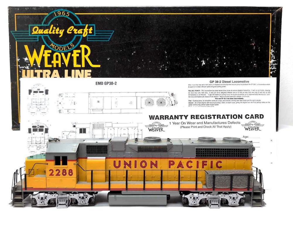 Weaver 7050 UP GP38-2 2288 2-Rail diesel in box