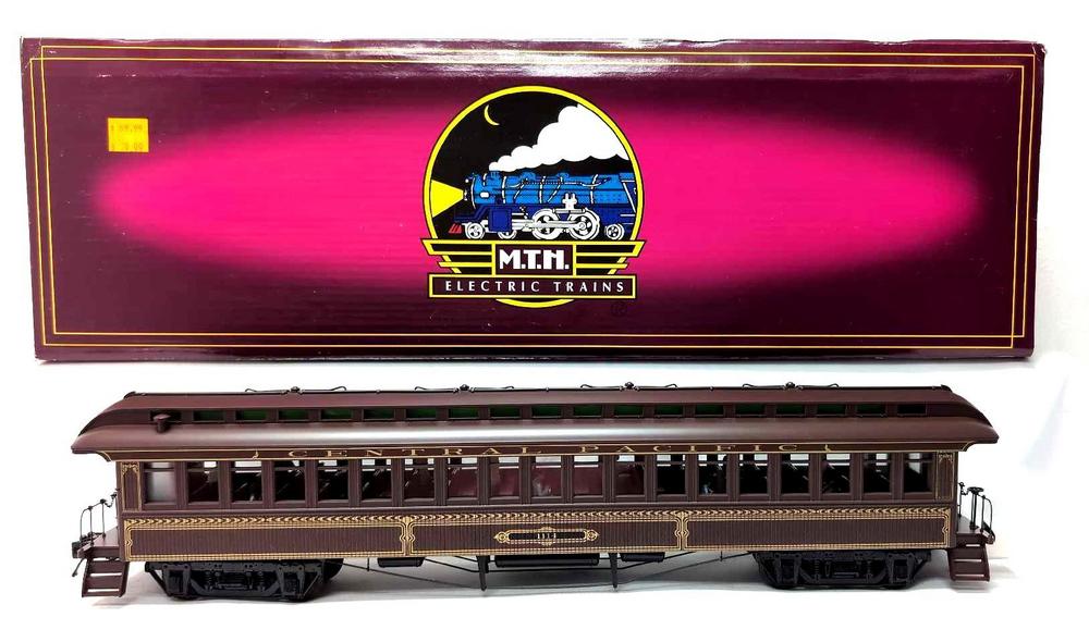 MTH 20-62040 64' woodsided Coach Central Pacific in box