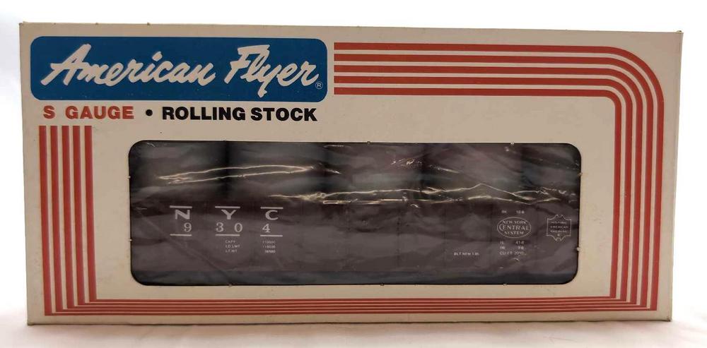 Modern American Flyer S Gauge 9304 NYC gondola & canisters in box