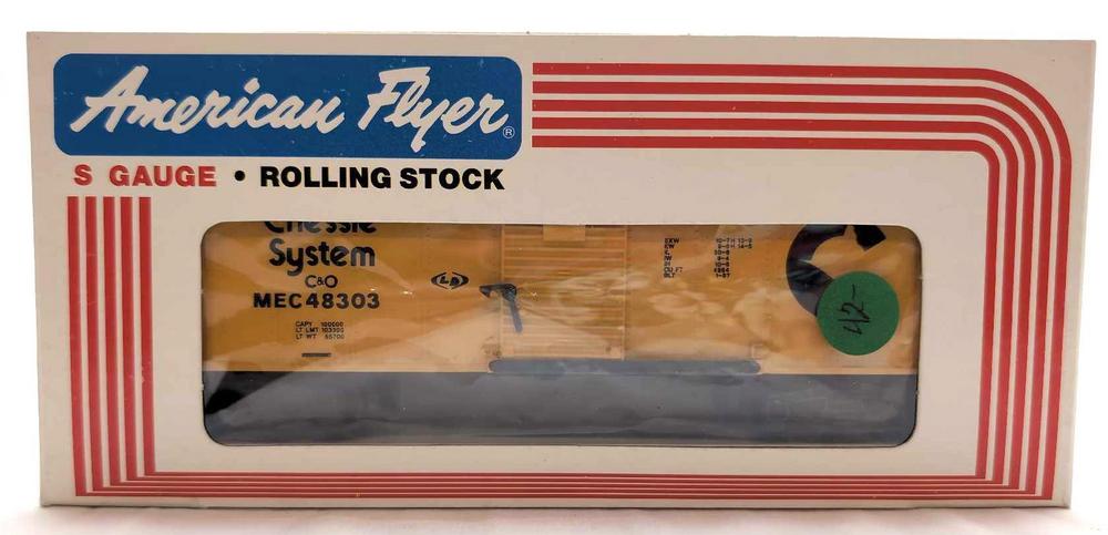 Modern American Flyer S Gauge 48303 Chessie box car in box