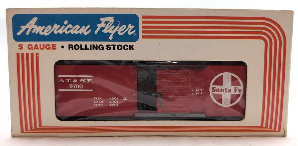 Modern American Flyer S Gauge 9700 Santa Fe box car in box