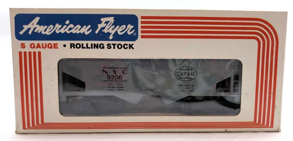 Modern American Flyer S Gauge 9206 NYC covered hopper in box