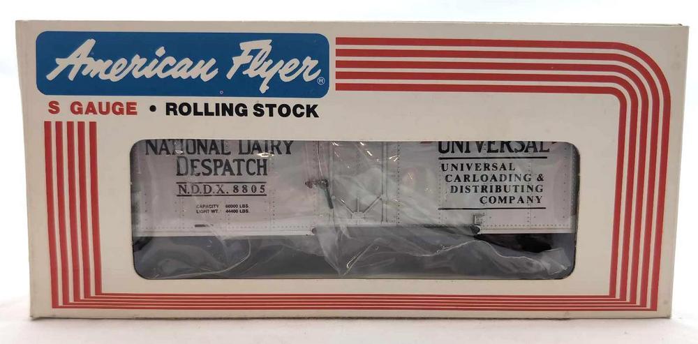 Modern American Flyer S Gauge 48805 National Dairy Despatch insulated box car in box