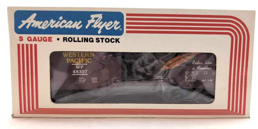 Modern American Flyer S Gauge 48307 Western Pacific box car in box