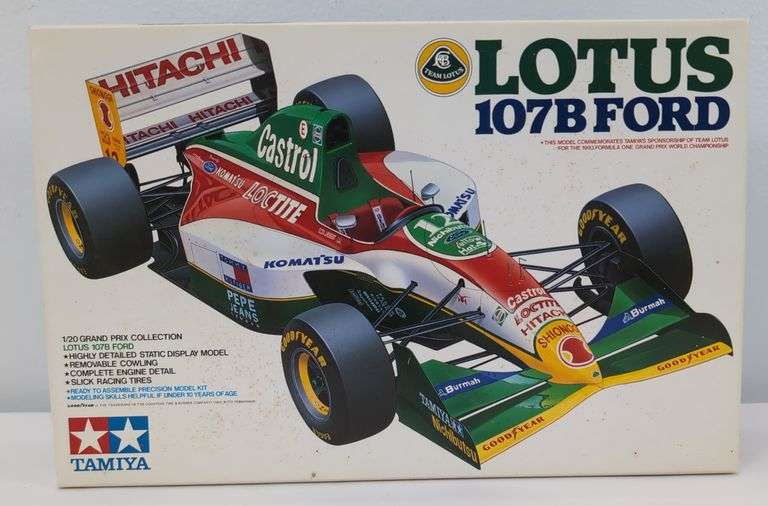 Tamiya 20038 Lotus 107B Ford 1/20 Scale Model Kit