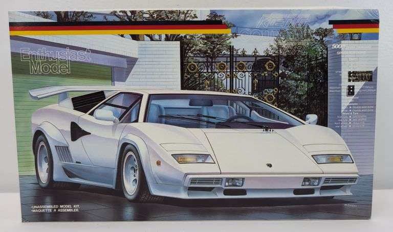 Fujimi 08224 1/24 Scale Koenig Countach Special Model Kit