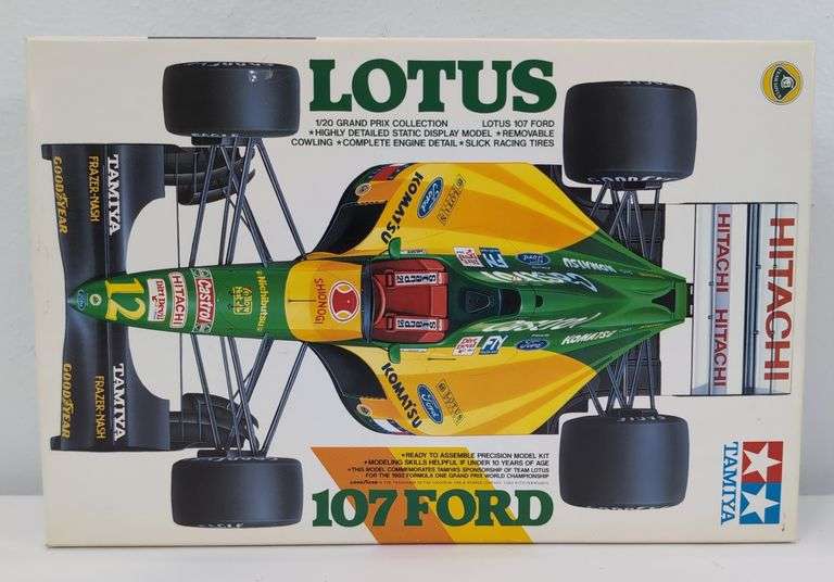 Tamiya No. 20037 1/20 Lotus 107 Ford Grand Prix Collection Model Kit