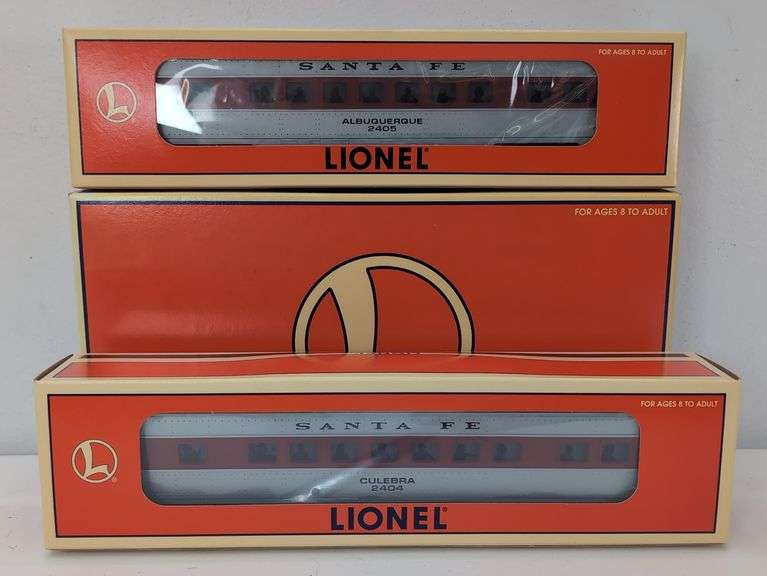 Modern Era Lionel O Gauge 6-11930 Warbonnet Santa Fe Passenger Cars NIB Mint image