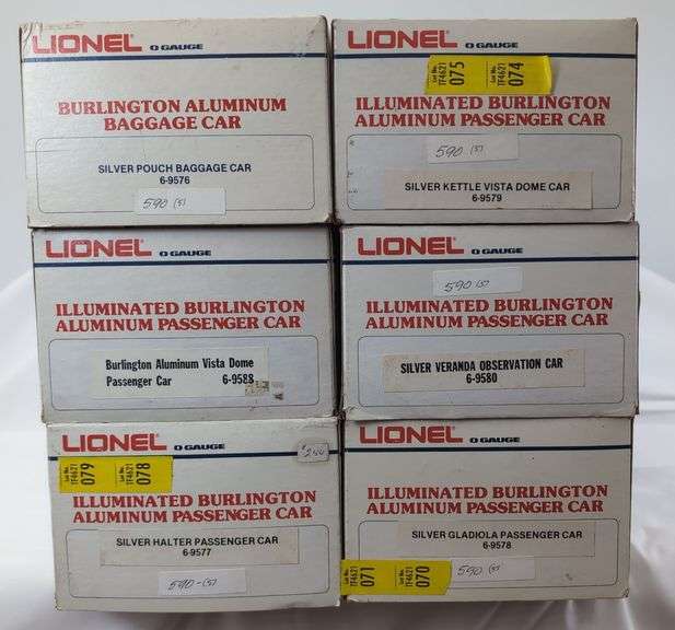 Six Lionel O Gauge Illuminated Burlington Aluminum Passenger Cars unrun in box