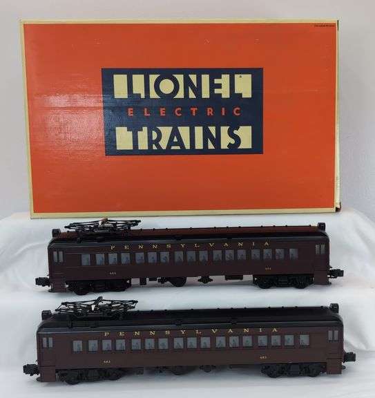 Modern Era Lionel Pennsylvania Multiple-Unit Non-Powered Commuter Cars Set 18310 in box image