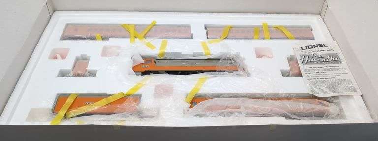 Modern Era Lionel O Gauge The Hiawatha Passenger Set 6-51000